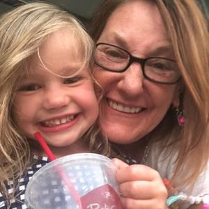 Meet your Posher, Kelly